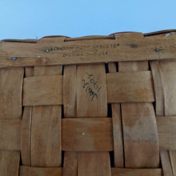 Longaberger Vintage Brown and Red Basket with Wood Handles 10 x 10 x 4 Handmade - Picture 7 of 7